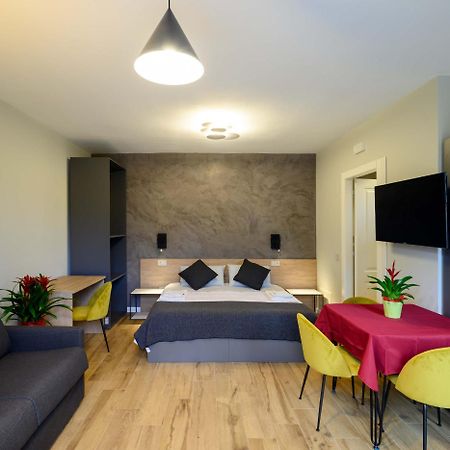 B&B Dimora Morelli กุบบีโอ ภายนอก รูปภาพ