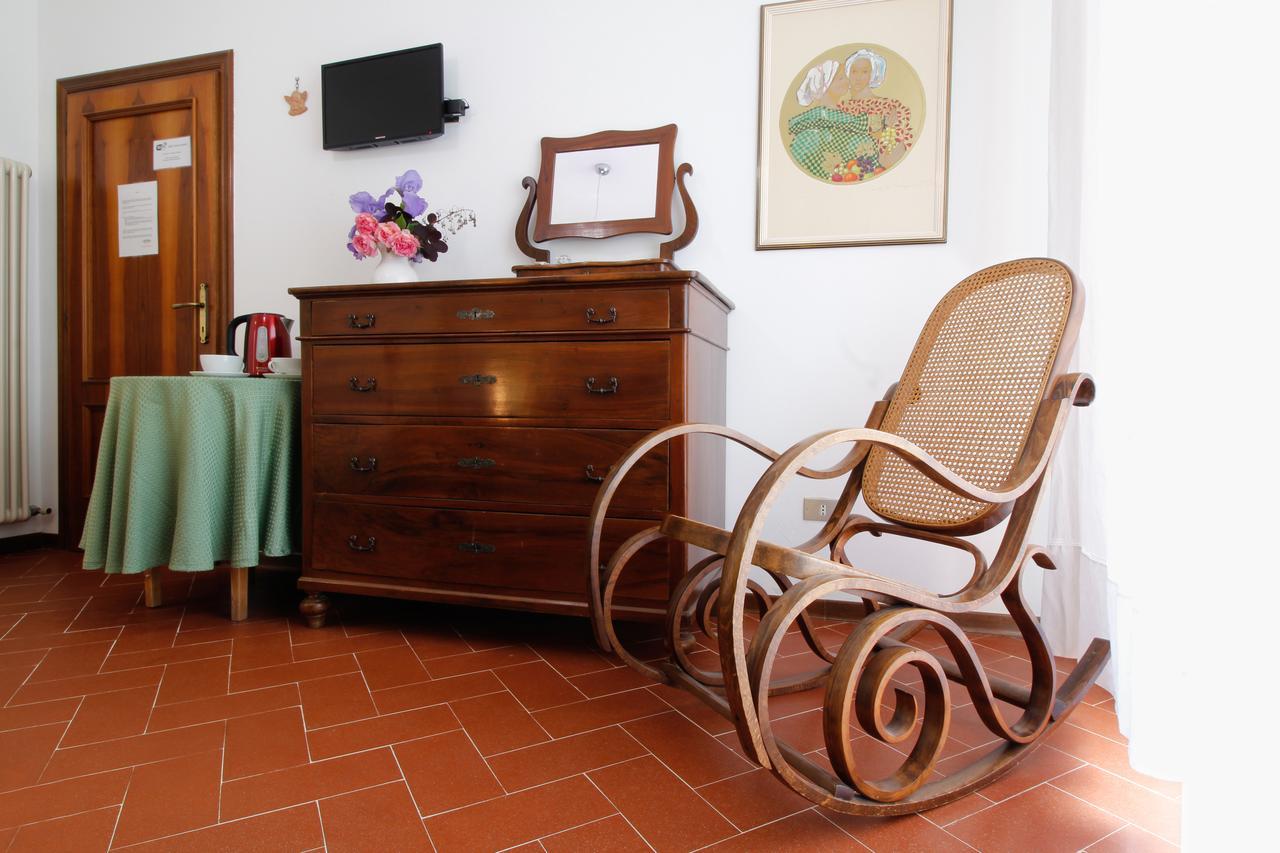 B&B Dimora Morelli กุบบีโอ ภายนอก รูปภาพ