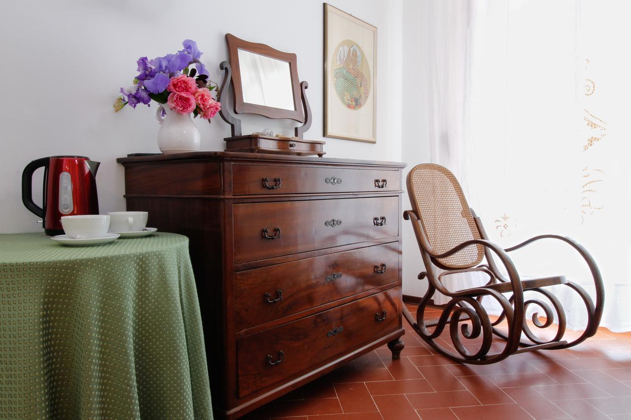 B&B Dimora Morelli กุบบีโอ ภายนอก รูปภาพ