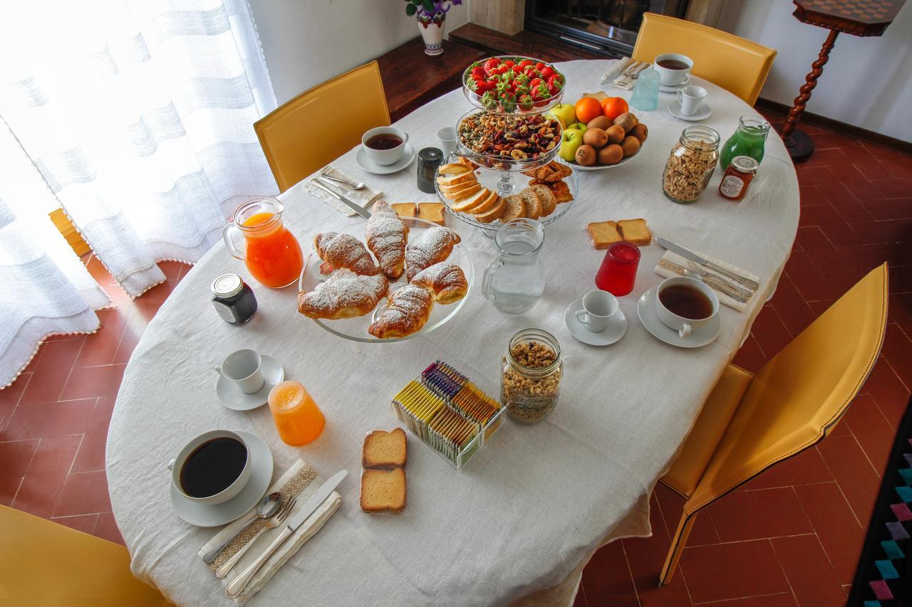 B&B Dimora Morelli กุบบีโอ ภายนอก รูปภาพ