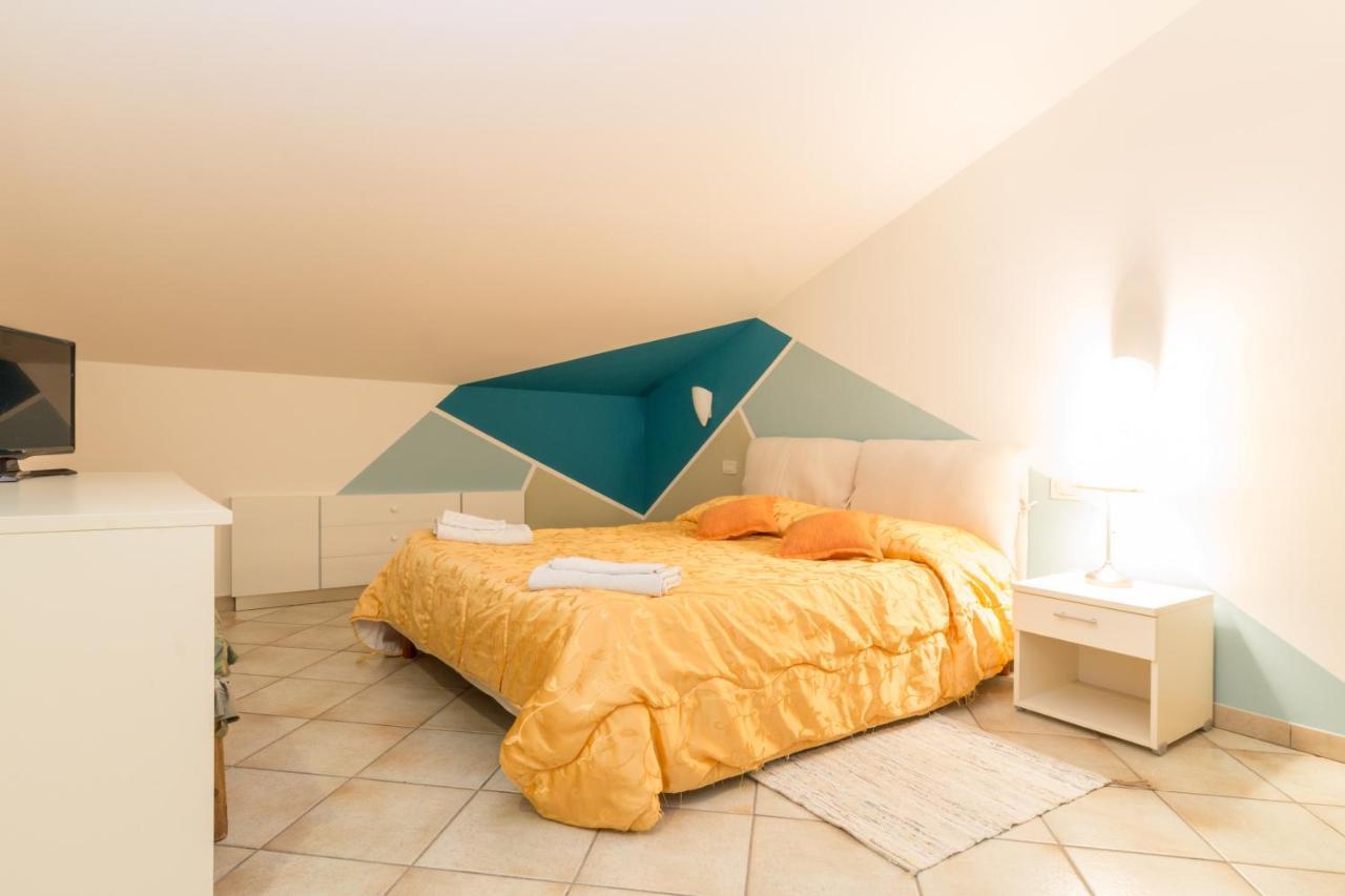 B&B Dimora Morelli กุบบีโอ ภายนอก รูปภาพ