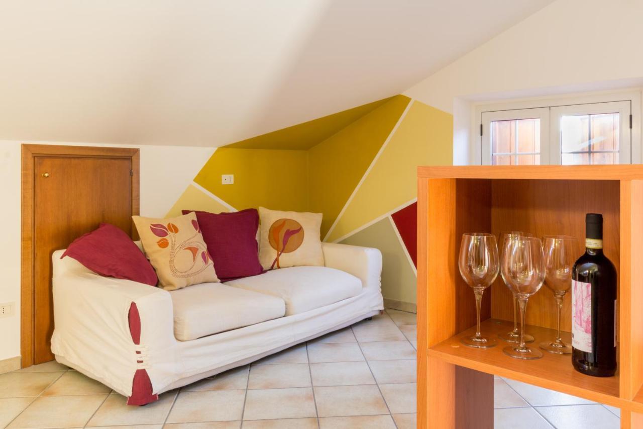 B&B Dimora Morelli กุบบีโอ ภายนอก รูปภาพ